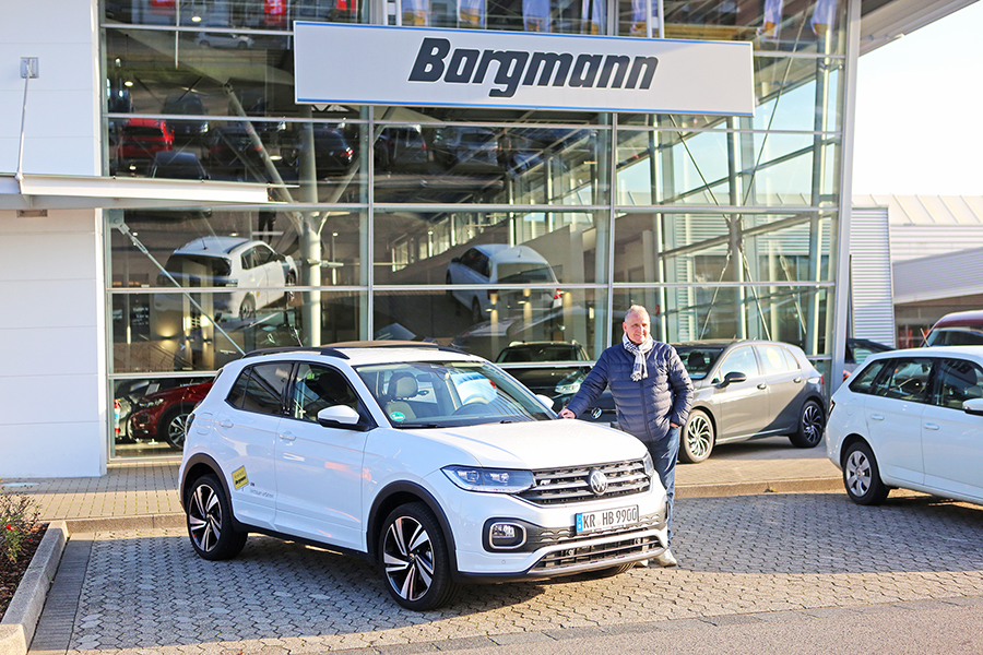 Werner Vollack mit dem VW Tiguan