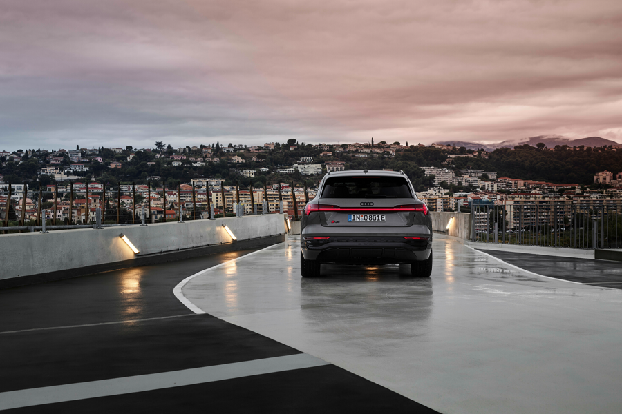 Audi Q8 e-tron Audi Q8 e-tron