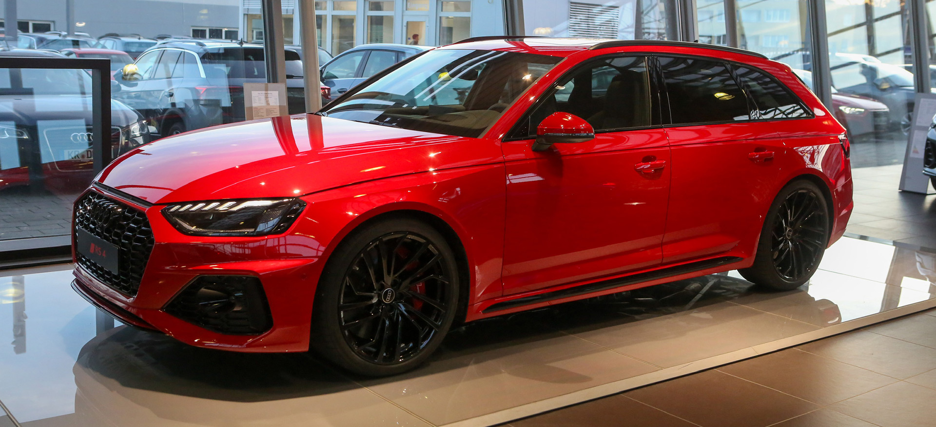 Audi RS4 Avant von Borgmann