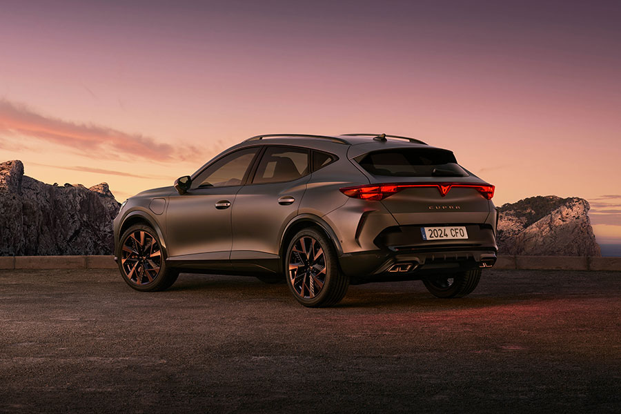 Der neue Cupra Formentor von hinten Der neue Cupra Formentor von hinten