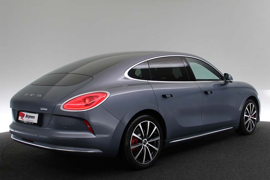 Der GWM Ora 07 GT von hinten