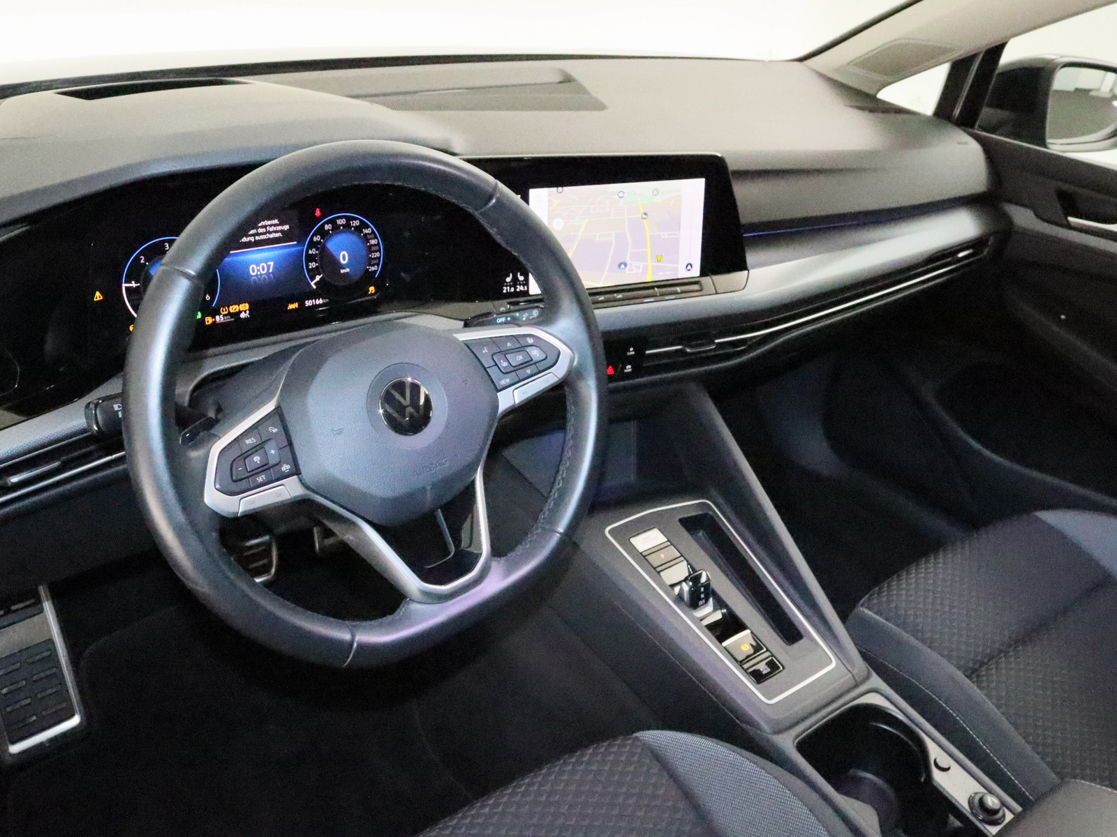 VW Golf VIII 2.0 TDI Active VW Golf VIII 2.0 TDI Active