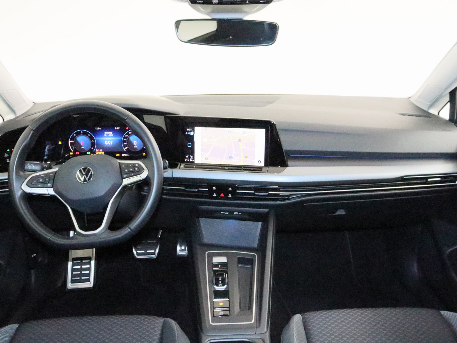 VW Golf VIII 2.0 TDI Active VW Golf VIII 2.0 TDI Active