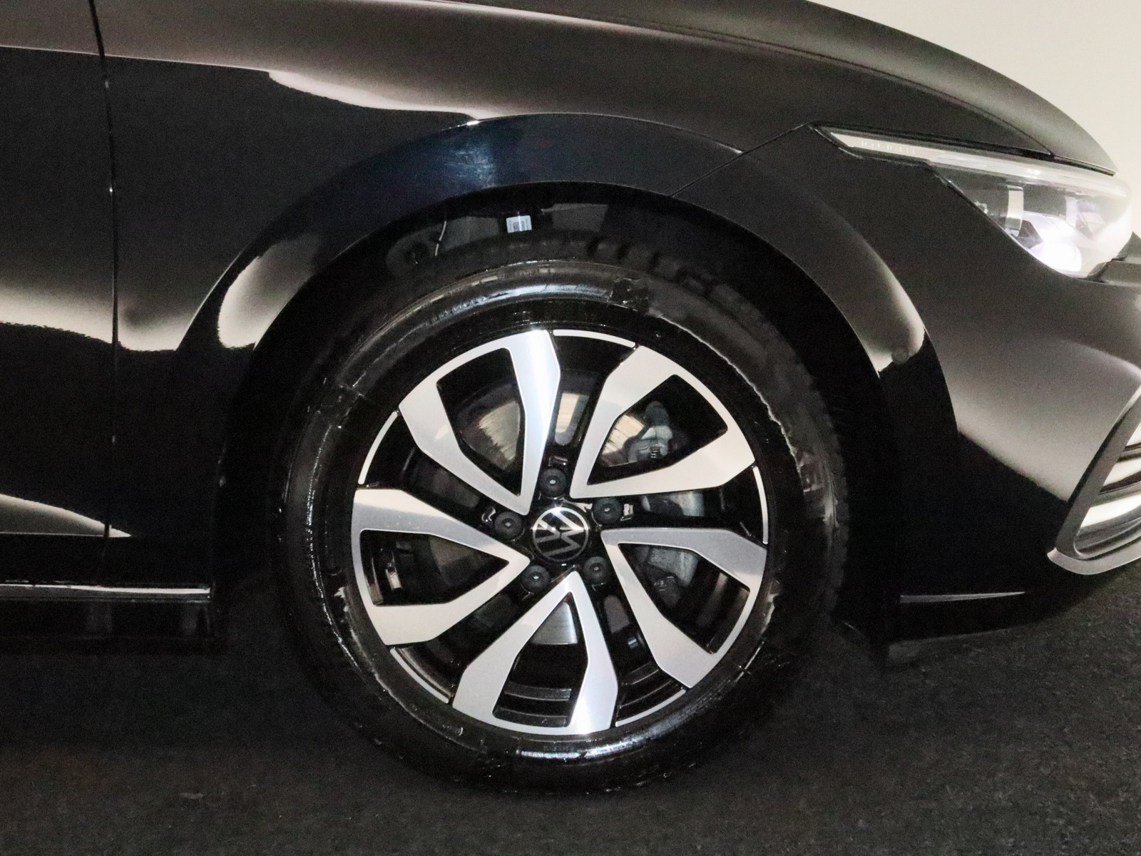 VW Golf VIII 2.0 TDI Active VW Golf VIII 2.0 TDI Active