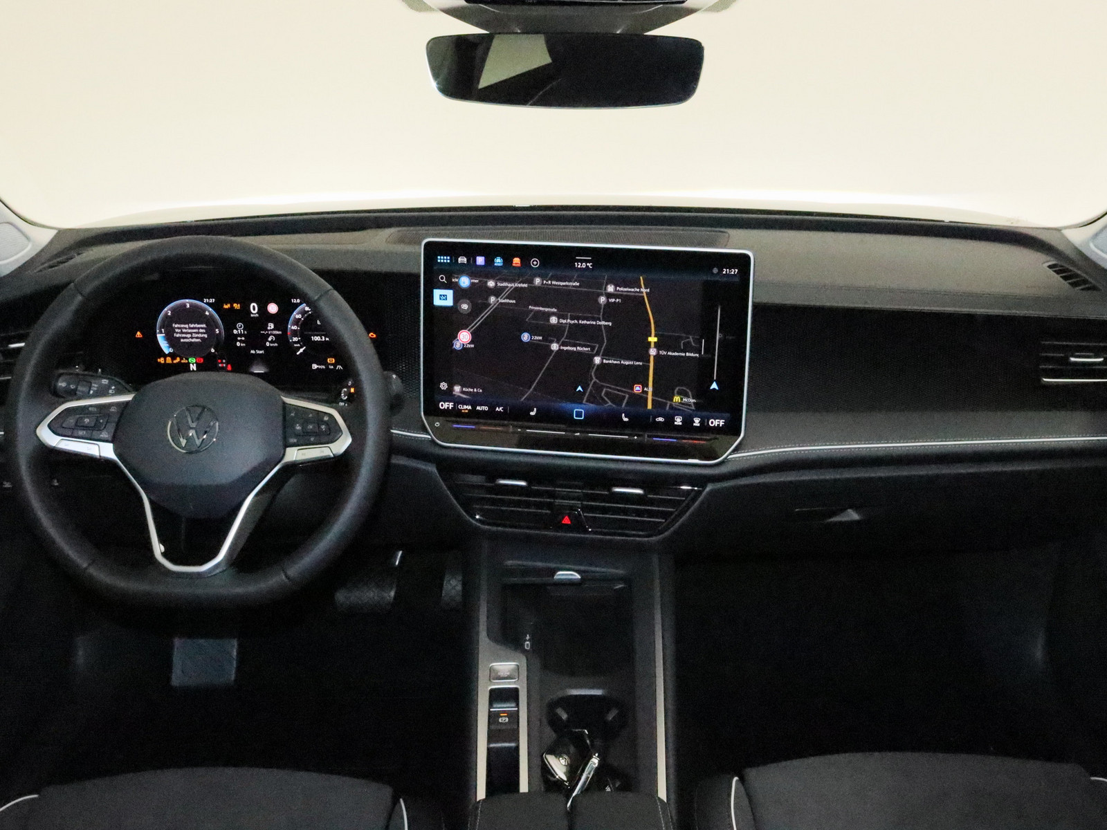 VW Passat 2.0 TDI Business VW Passat 2.0 TDI Business