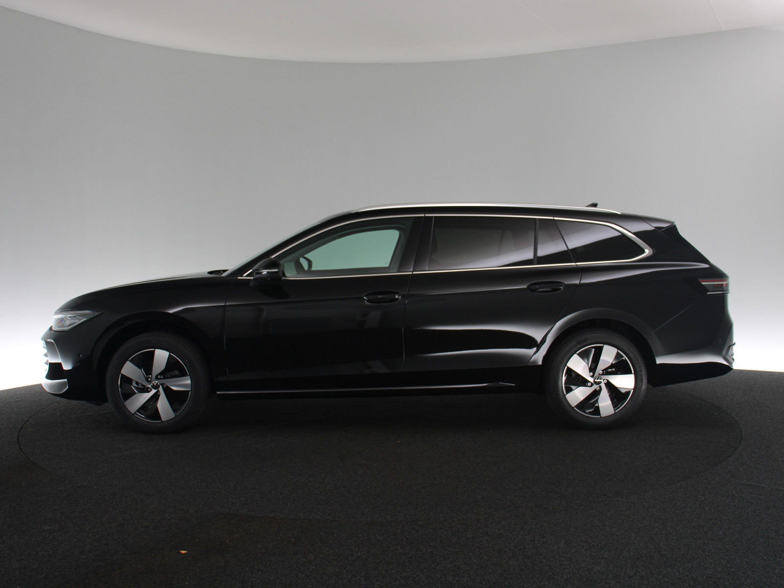 VW Passat 2.0 TDI Business VW Passat 2.0 TDI Business