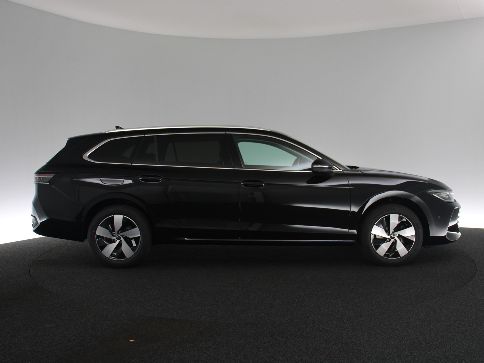 VW Passat 2.0 TDI Business VW Passat 2.0 TDI Business