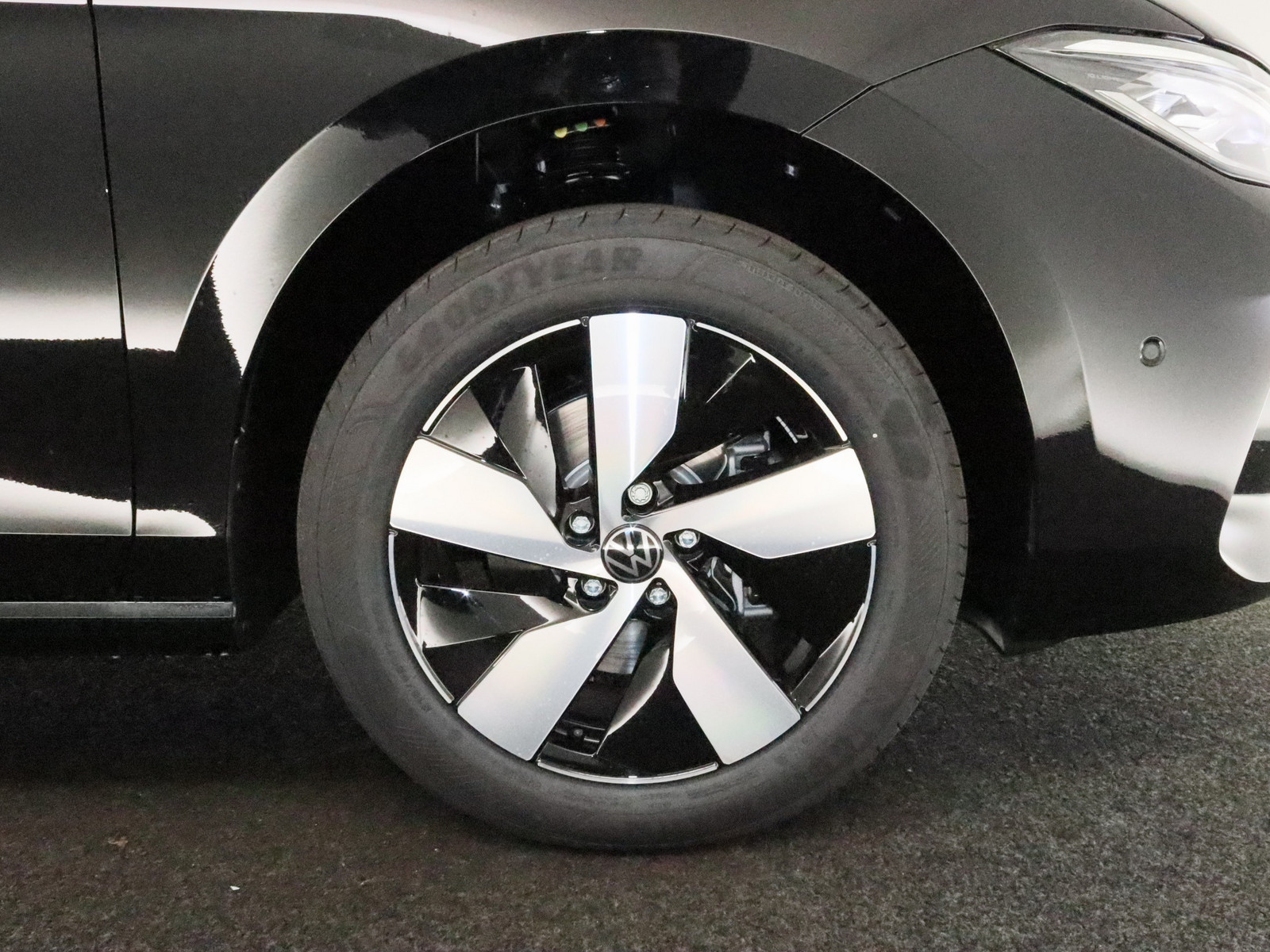 VW Passat 2.0 TDI Business VW Passat 2.0 TDI Business