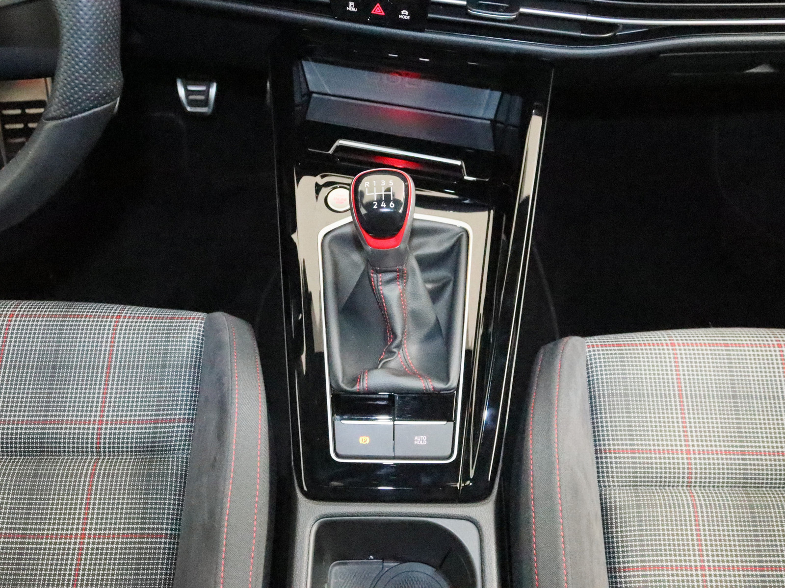 VW Golf VIII 2.0 TSI GTI VW Golf VIII 2.0 TSI GTI