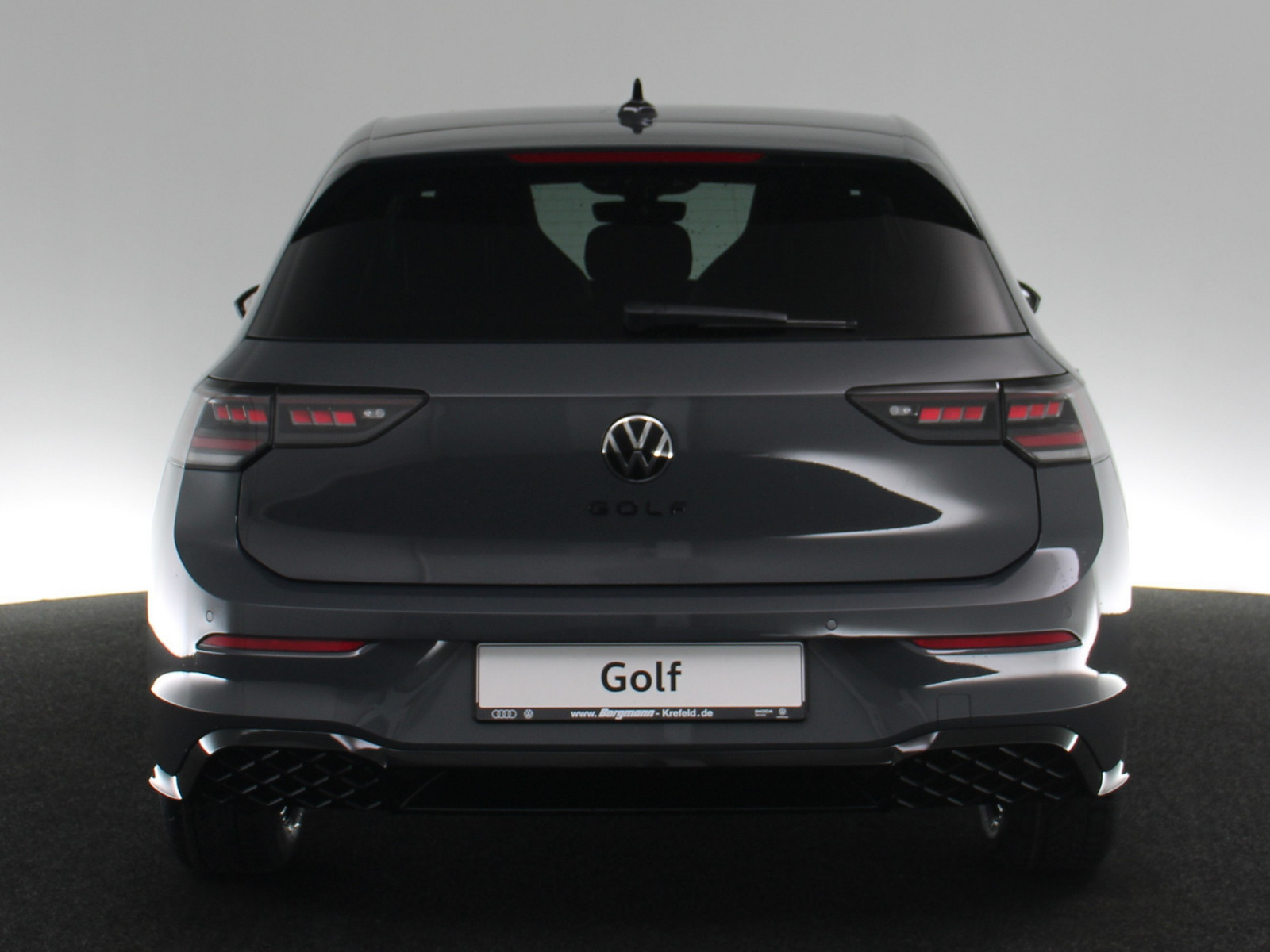 VW Golf VIII 1.5 eTSI R-Line VW Golf VIII 1.5 eTSI R-Line