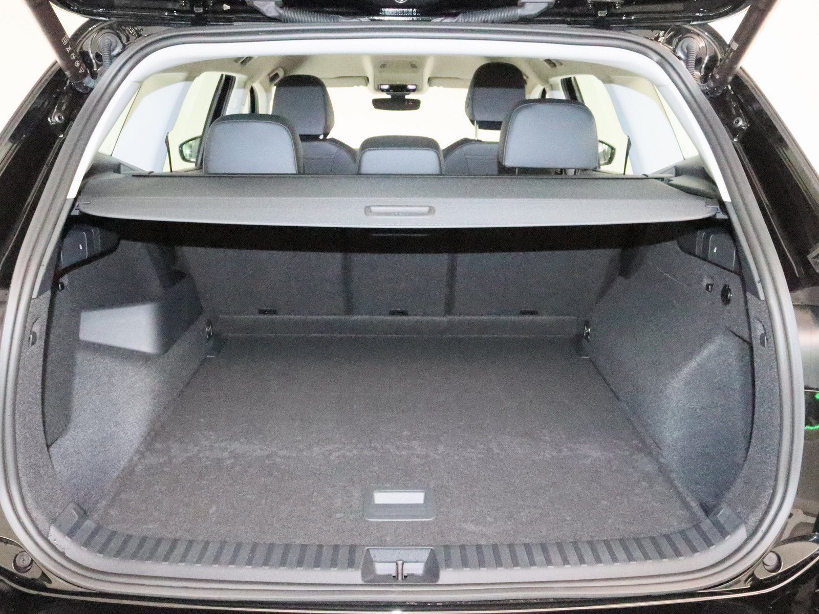 VW Tayron 1.5 eTSI Life VW Tayron 1.5 eTSI Life