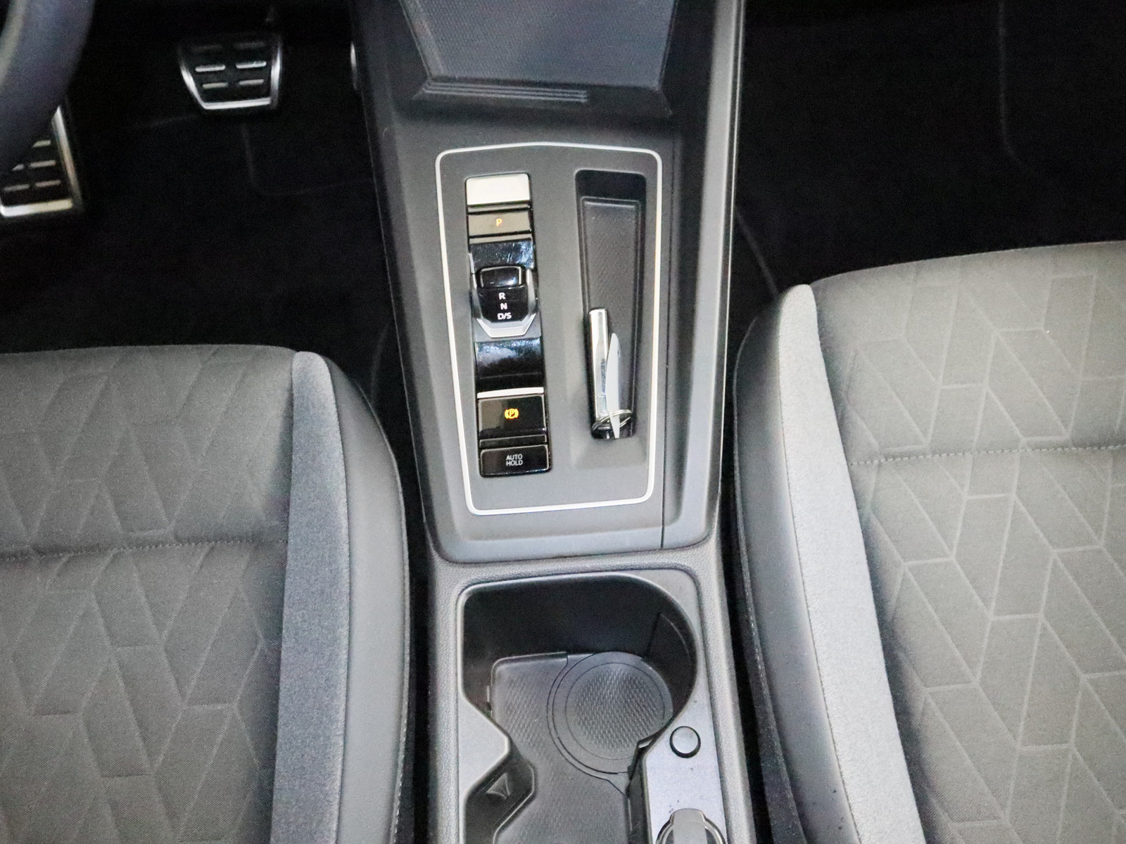 VW Golf VIII 2.0 TDI Goal VW Golf VIII 2.0 TDI Goal