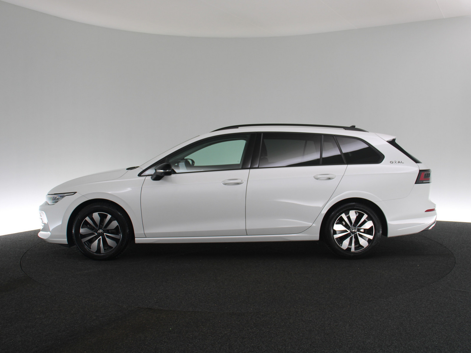 VW Golf VIII 2.0 TDI Goal VW Golf VIII 2.0 TDI Goal