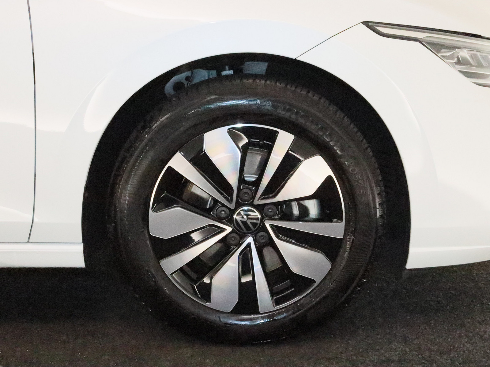 VW Golf VIII 2.0 TDI Goal VW Golf VIII 2.0 TDI Goal