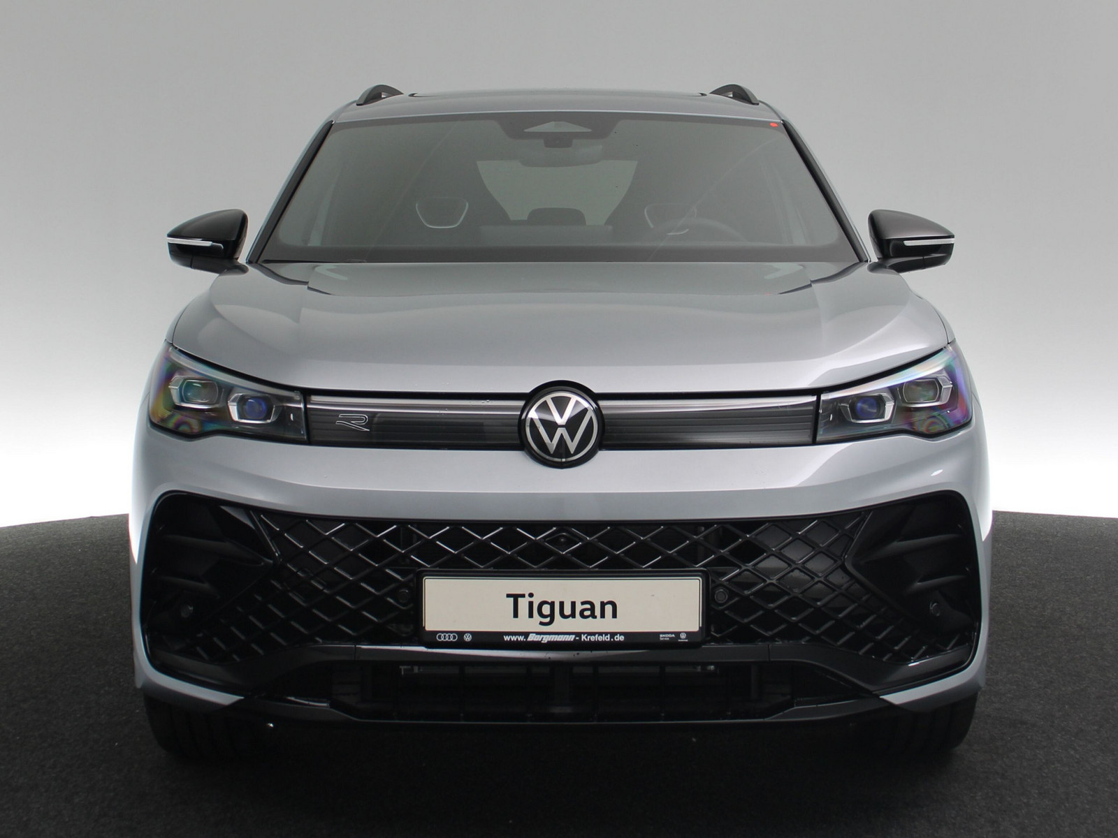 VW Tiguan 1.5 TSI eHybrid R-Line VW Tiguan 1.5 TSI eHybrid R-Line