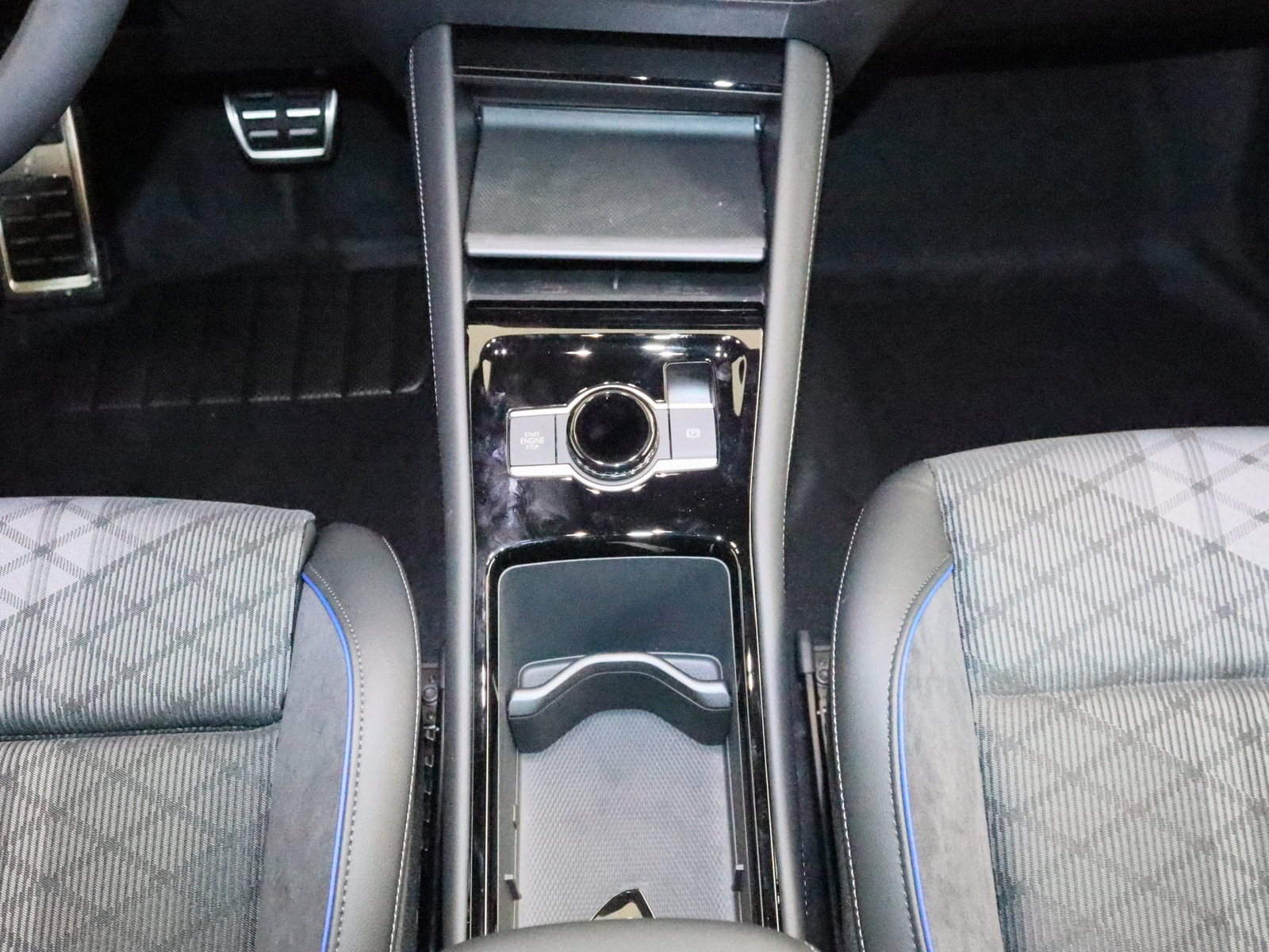 VW Tayron 2.0 TSI R-Line 4Motion VW Tayron 2.0 TSI R-Line 4Motion