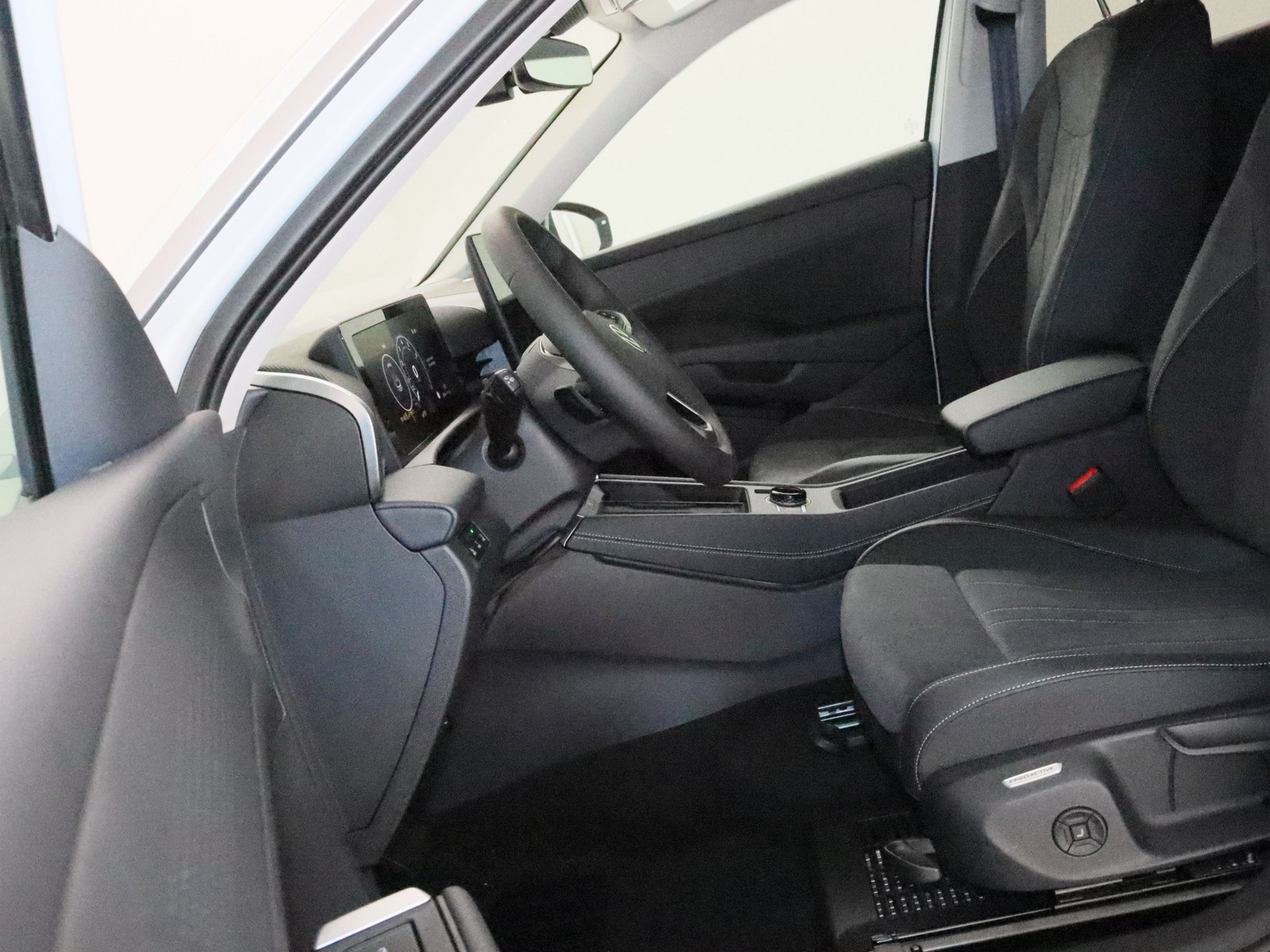 VW T-Roc 1.5 eTSI Style VW T-Roc 1.5 eTSI Style