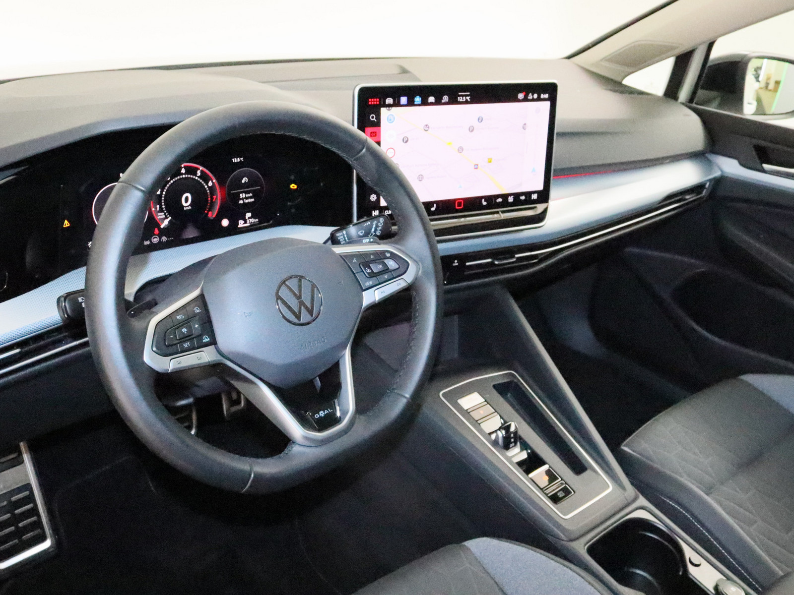 VW Golf VIII 1.5 eTSI Goal VW Golf VIII 1.5 eTSI Goal