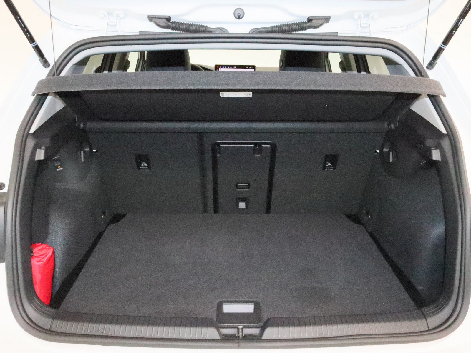 VW Golf VIII 1.5 eTSI Goal VW Golf VIII 1.5 eTSI Goal