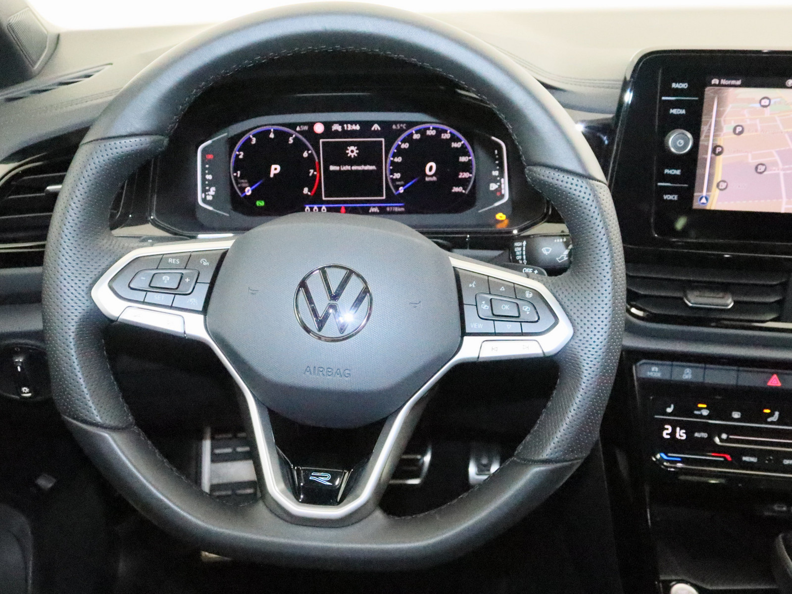 VW T-Roc 1.5 TSI R-Line VW T-Roc 1.5 TSI R-Line