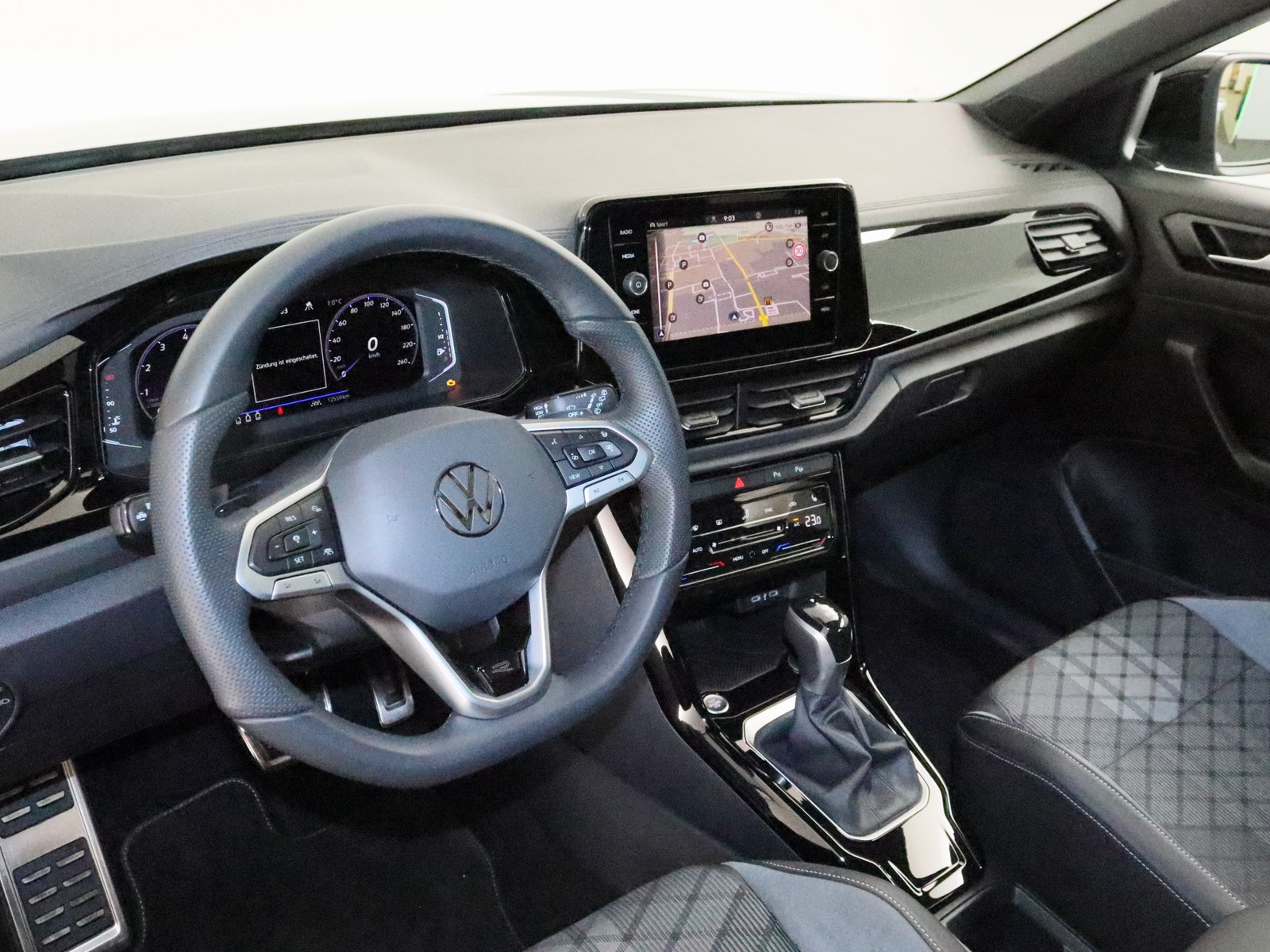 VW T-Roc 1.5 TSI R-Line VW T-Roc 1.5 TSI R-Line