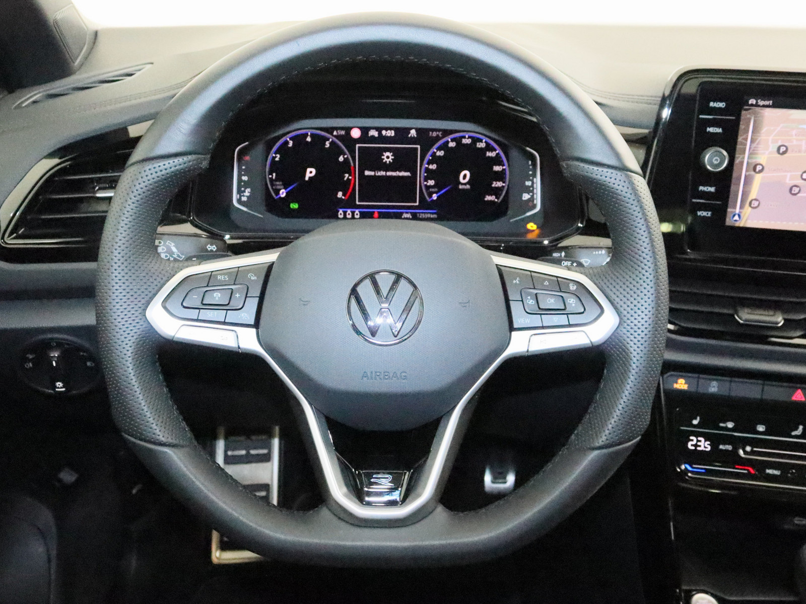 VW T-Roc 1.5 TSI R-Line VW T-Roc 1.5 TSI R-Line