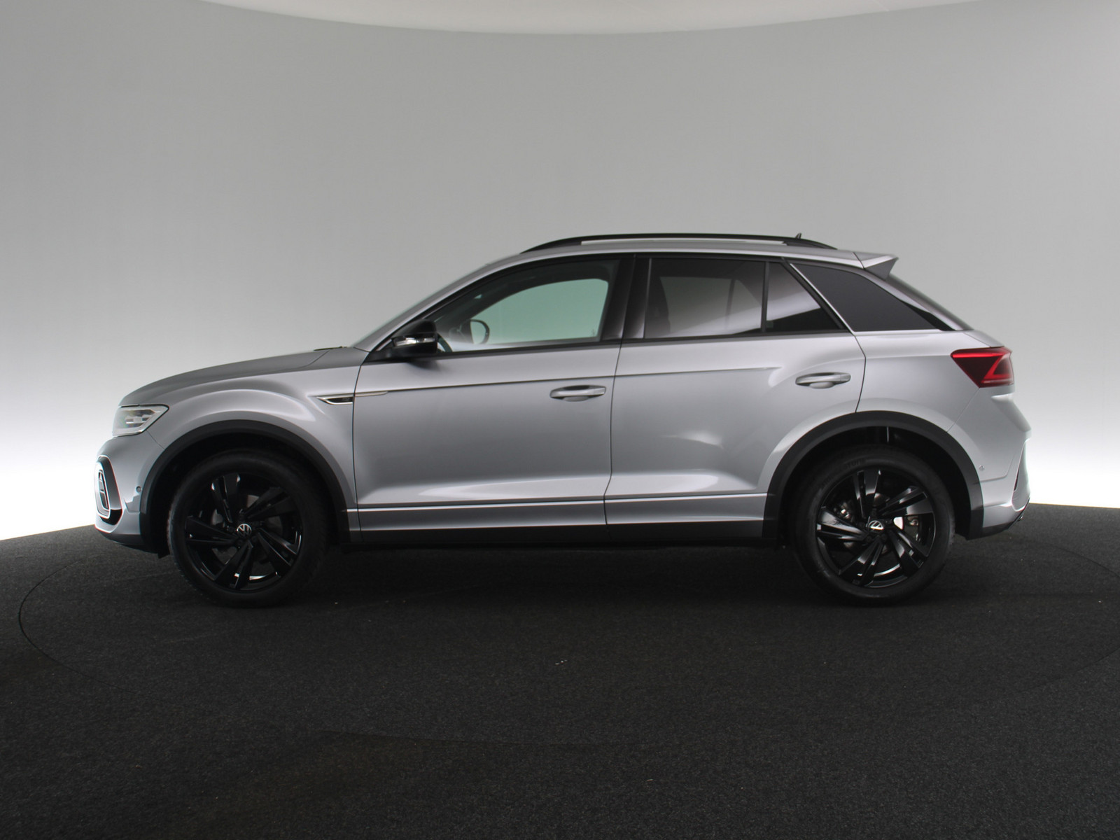 VW T-Roc 1.5 TSI R-Line VW T-Roc 1.5 TSI R-Line