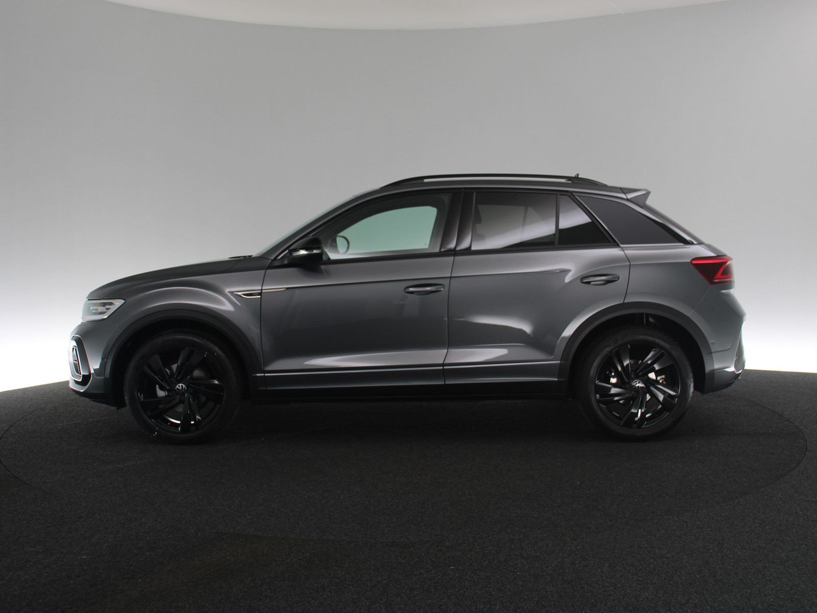 VW T-Roc 1.5 TSI R-Line VW T-Roc 1.5 TSI R-Line