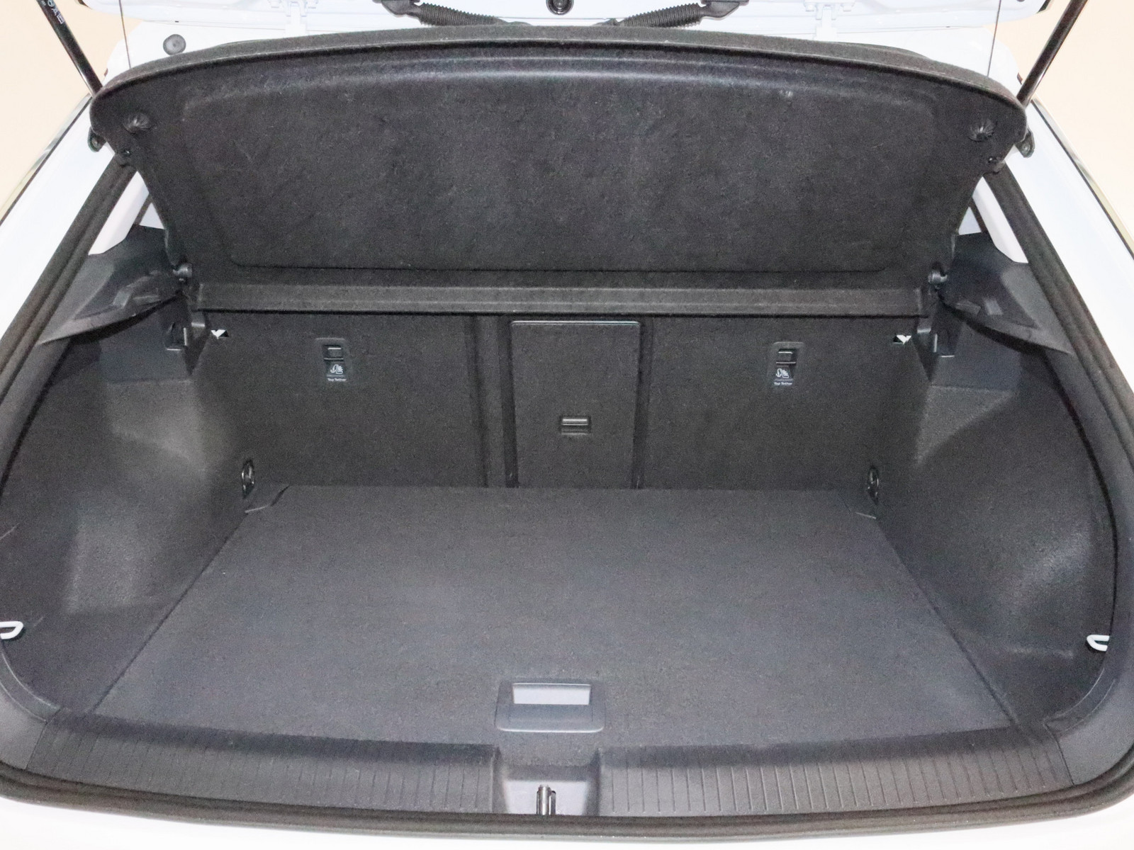 VW T-Roc 1.0 TSI Life VW T-Roc 1.0 TSI Life