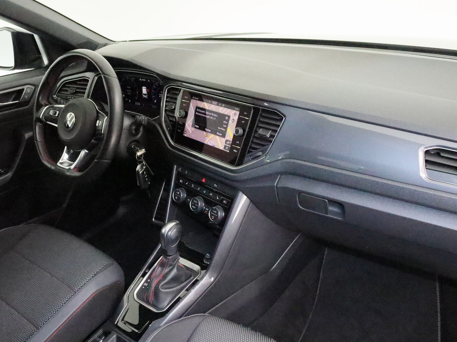 VW T-Roc 1.5 TSI Sport VW T-Roc 1.5 TSI Sport