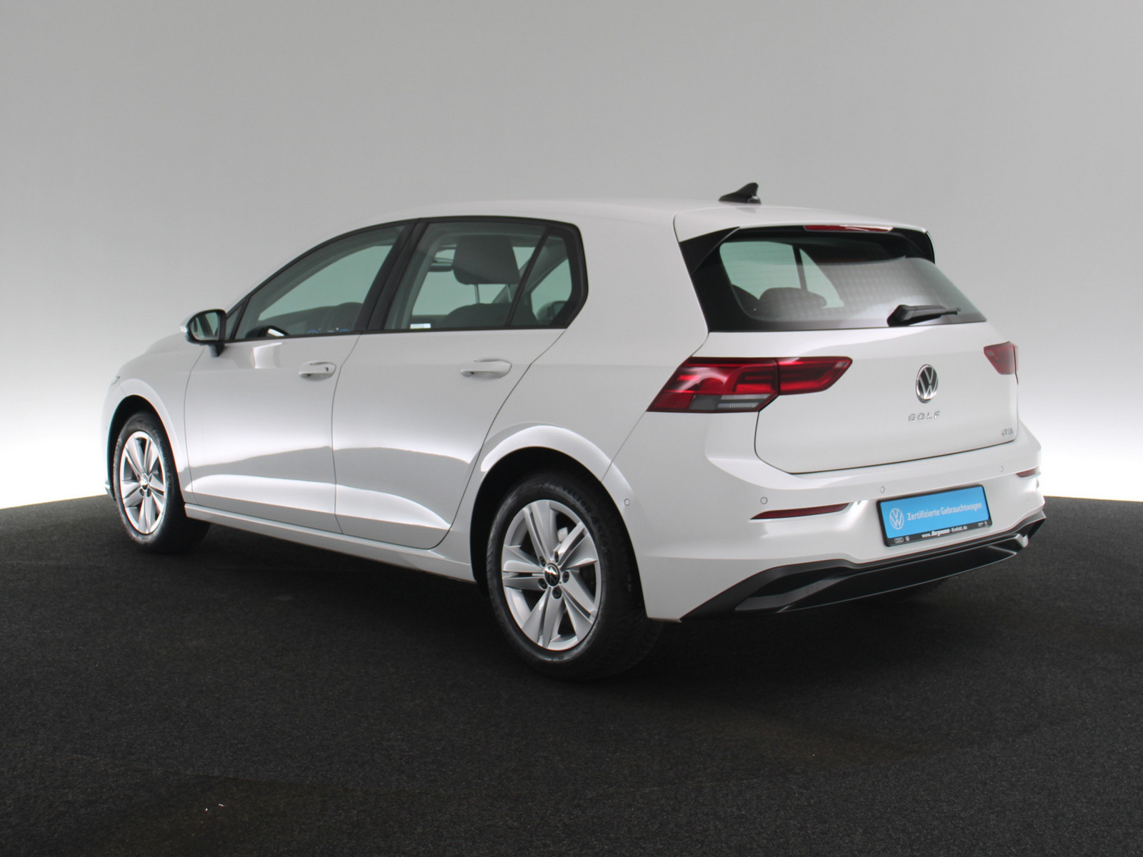 VW Golf VIII 1.5 eTSI Life VW Golf VIII 1.5 eTSI Life