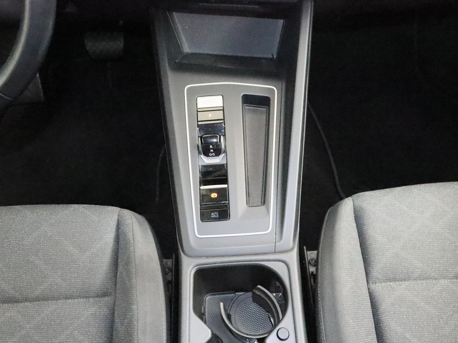 VW Golf VIII 1.5 eTSI Life VW Golf VIII 1.5 eTSI Life