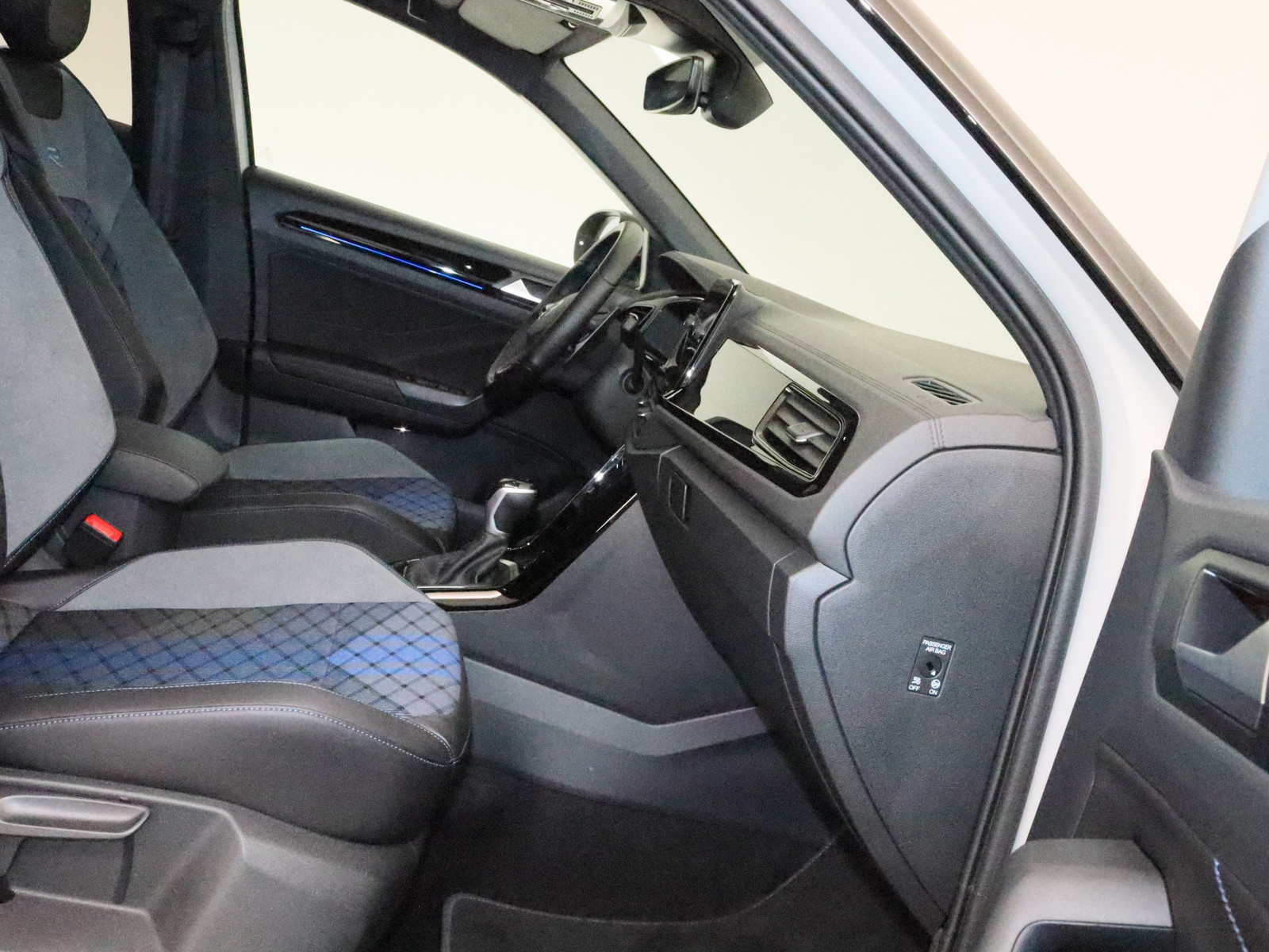 VW T-Roc 2.0 TSI R 4Motion VW T-Roc 2.0 TSI R 4Motion