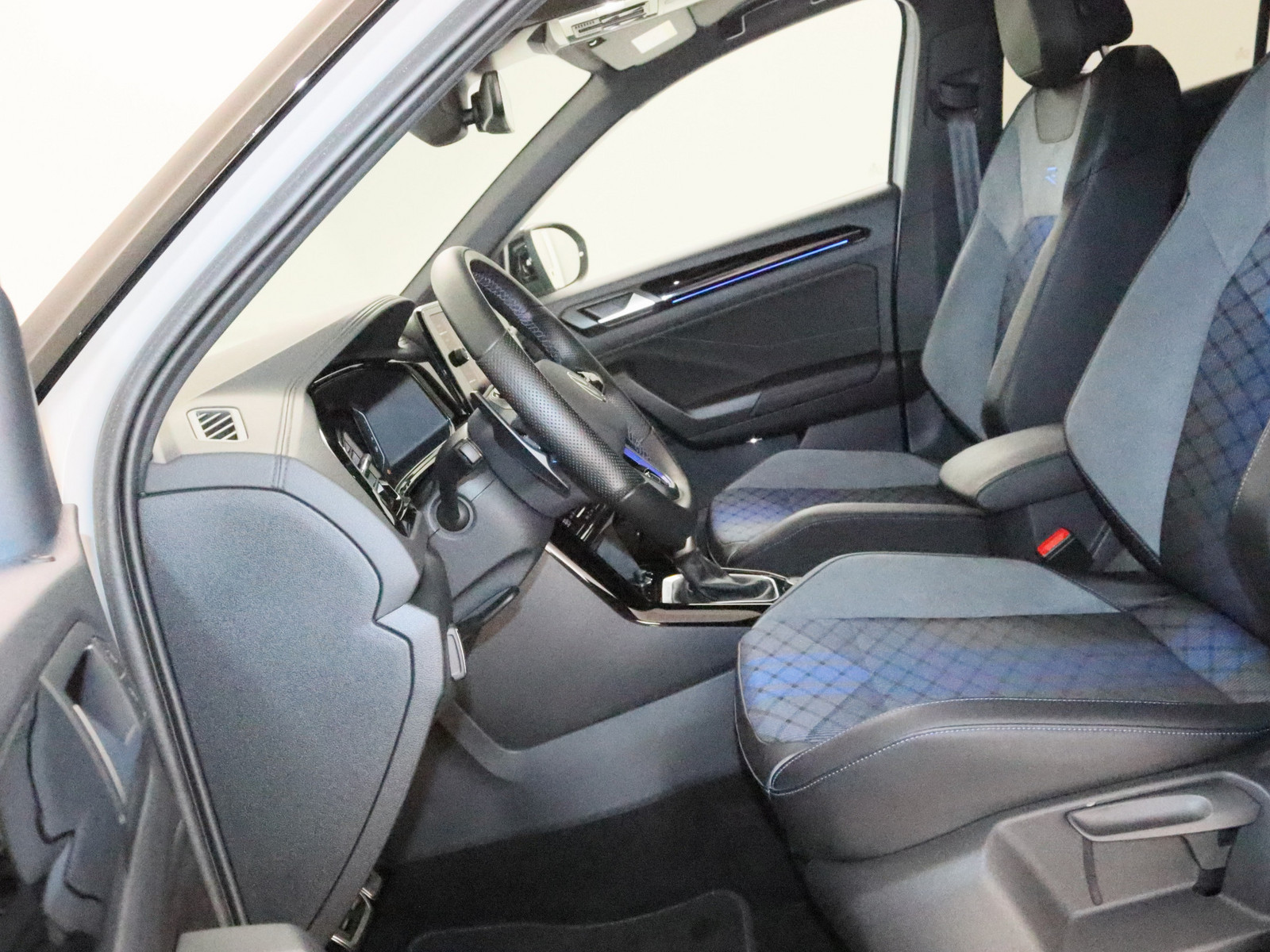 VW T-Roc 2.0 TSI R 4Motion VW T-Roc 2.0 TSI R 4Motion