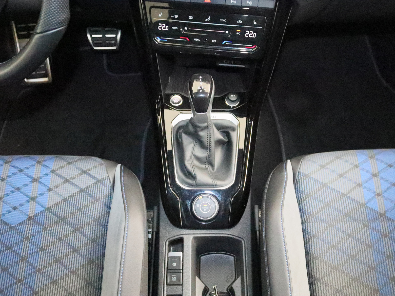 VW T-Roc 2.0 TSI R 4Motion VW T-Roc 2.0 TSI R 4Motion