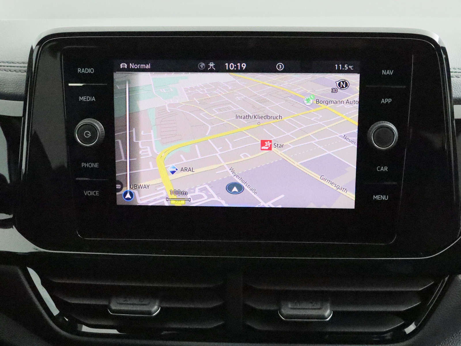 VW T-Roc 2.0 TSI R 4Motion VW T-Roc 2.0 TSI R 4Motion