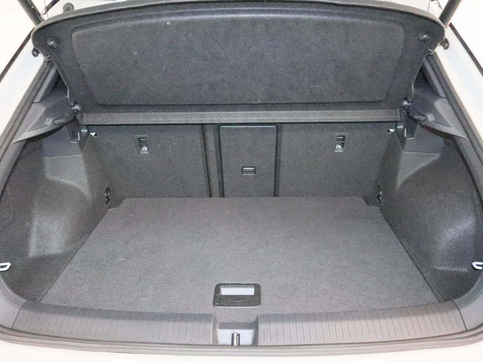 VW T-Roc 2.0 TSI R 4Motion VW T-Roc 2.0 TSI R 4Motion