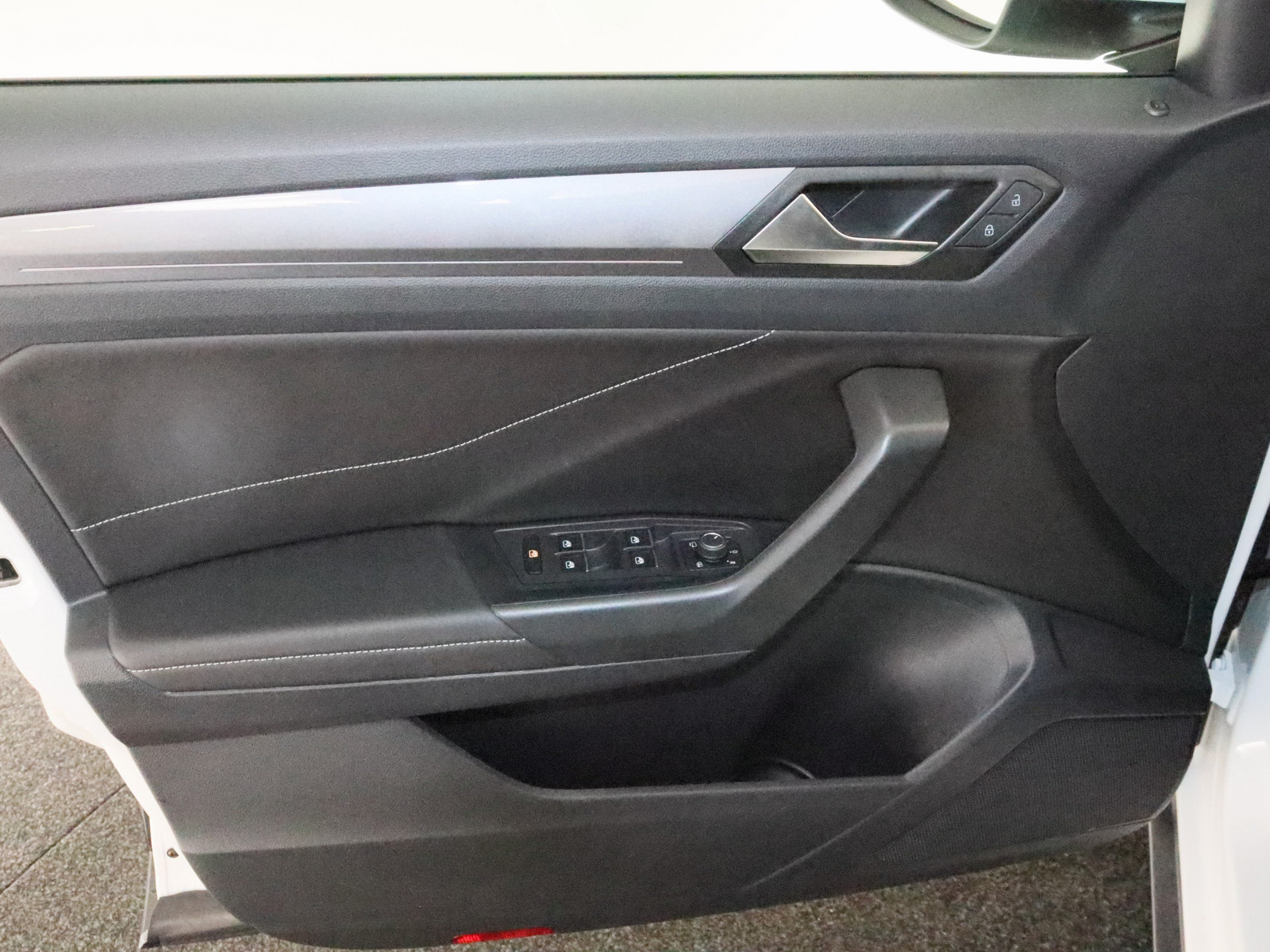 VW T-Roc 1.0 TSI Style VW T-Roc 1.0 TSI Style