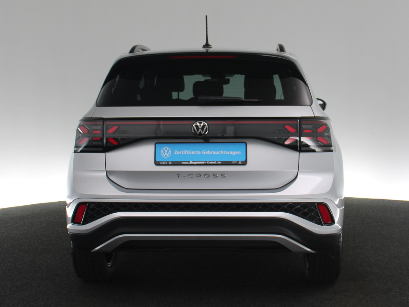 VW T-Cross 1.5 TSI R-Line VW T-Cross 1.5 TSI R-Line