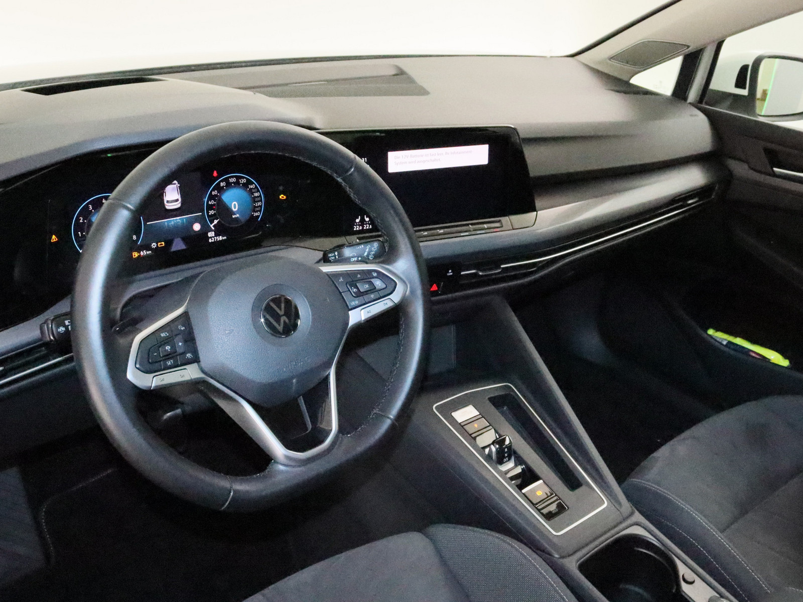 VW Golf VIII 1.5 eTSI Style VW Golf VIII 1.5 eTSI Style