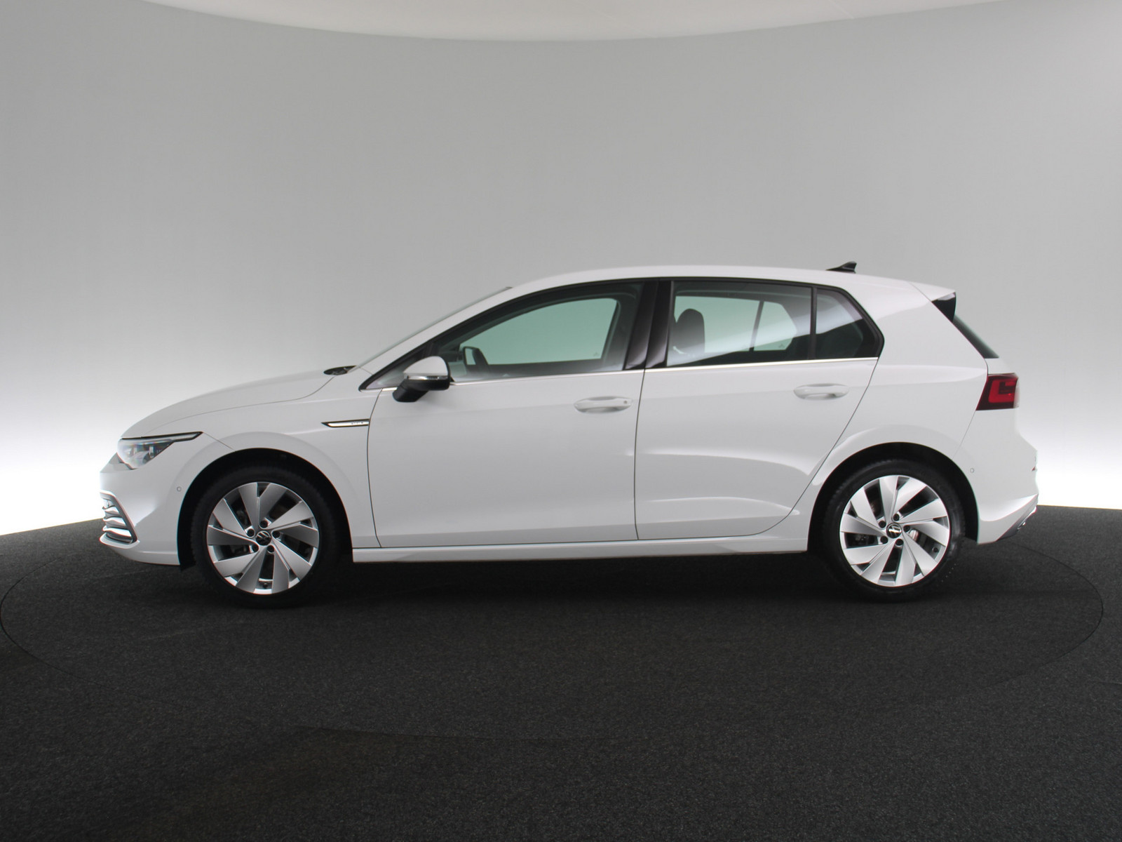 VW Golf VIII 1.5 eTSI Style VW Golf VIII 1.5 eTSI Style