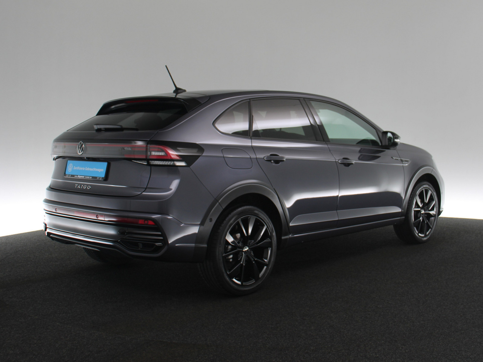 VW Taigo 1.0 TSI R-Line VW Taigo 1.0 TSI R-Line