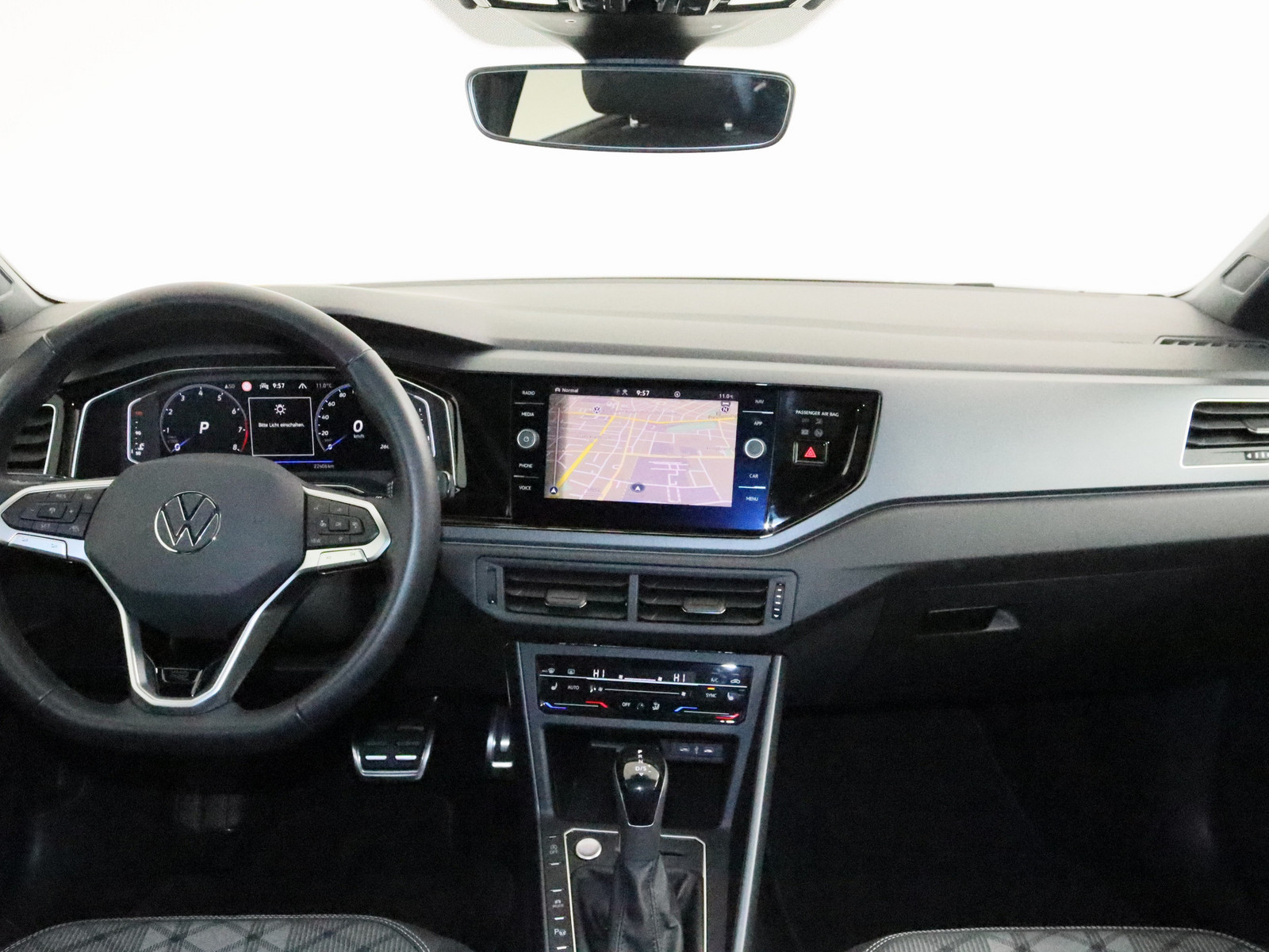 VW Taigo 1.0 TSI R-Line VW Taigo 1.0 TSI R-Line