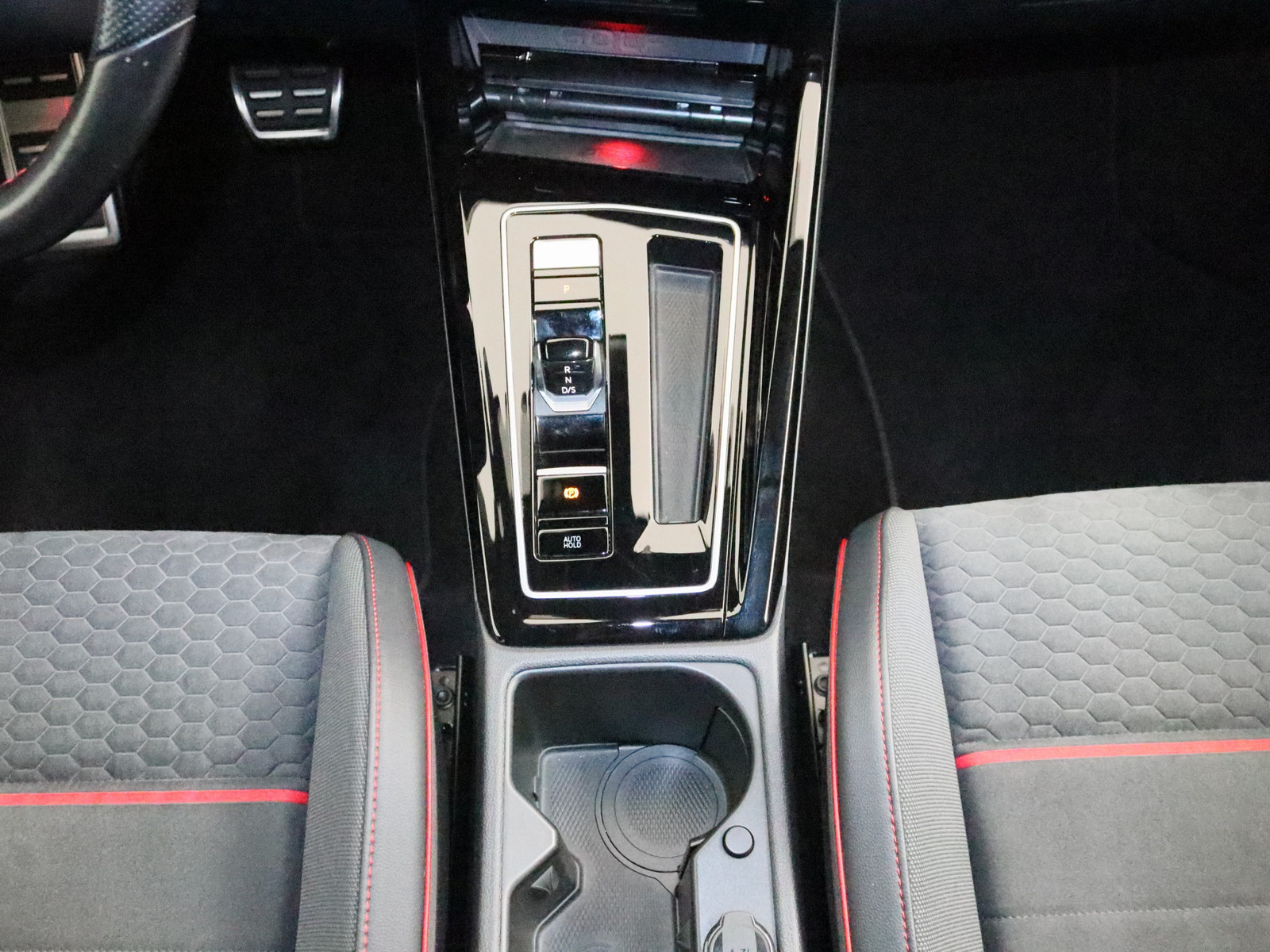 VW Golf VIII 2.0 TSI GTI Clubsport VW Golf VIII 2.0 TSI GTI Clubsport