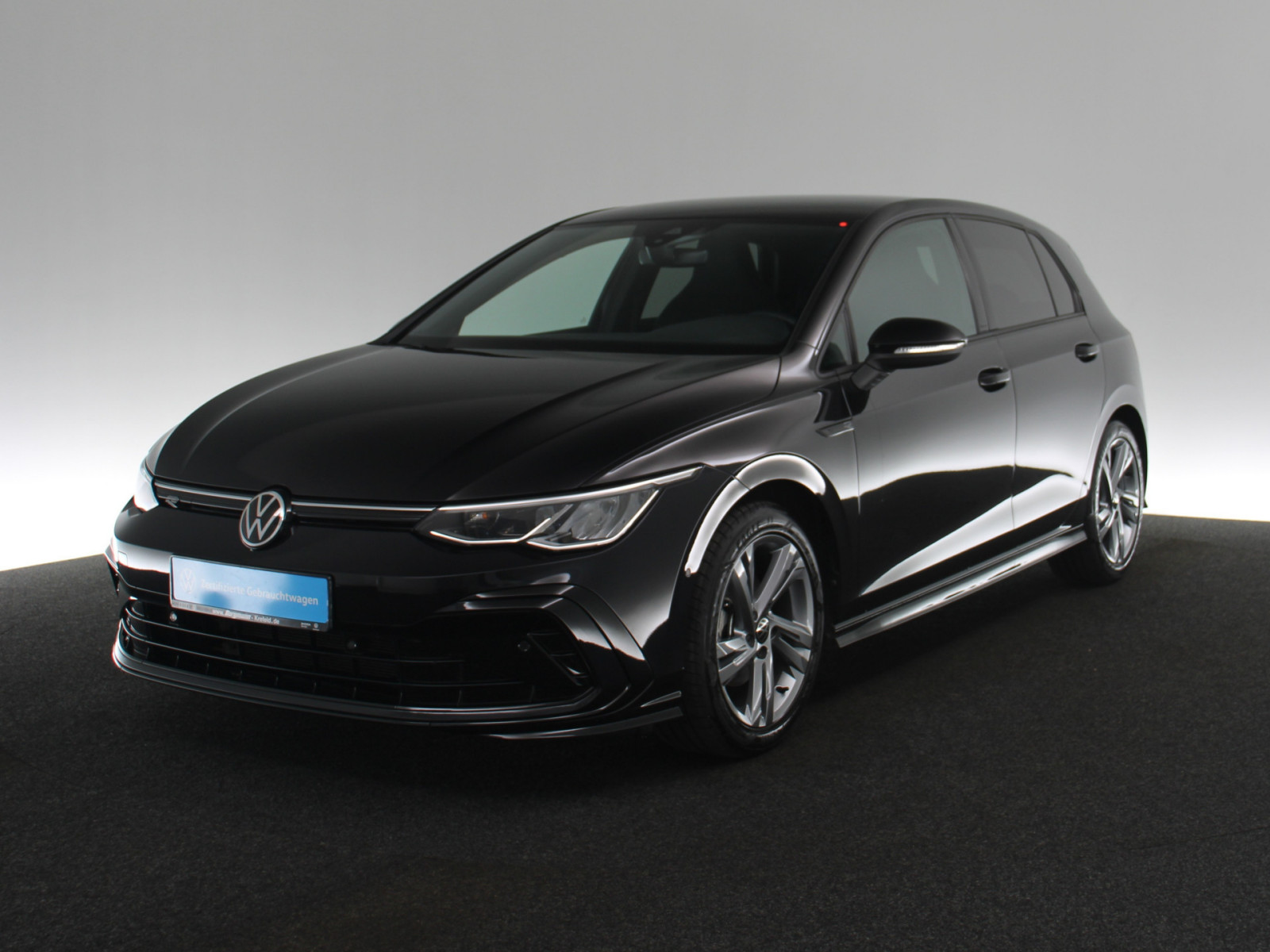 VW Golf VIII 1.5 eTSI R-Line VW Golf VIII 1.5 eTSI R-Line