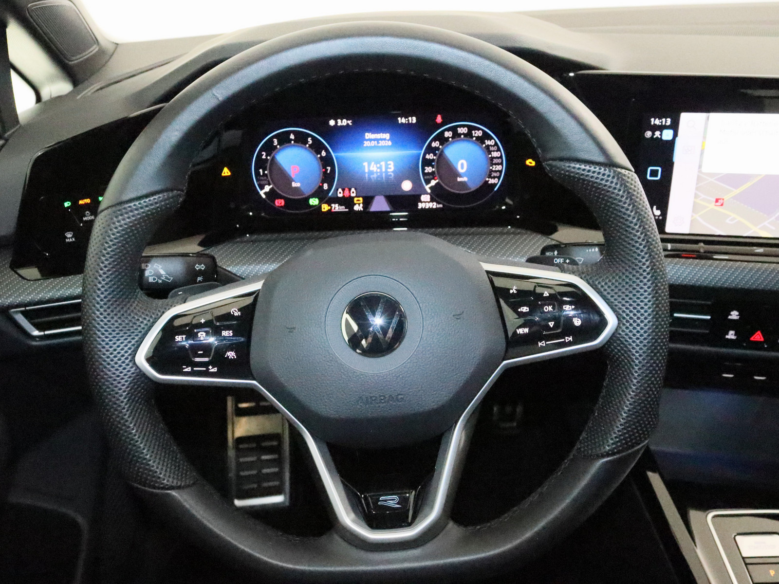 VW Golf VIII 1.5 eTSI R-Line VW Golf VIII 1.5 eTSI R-Line