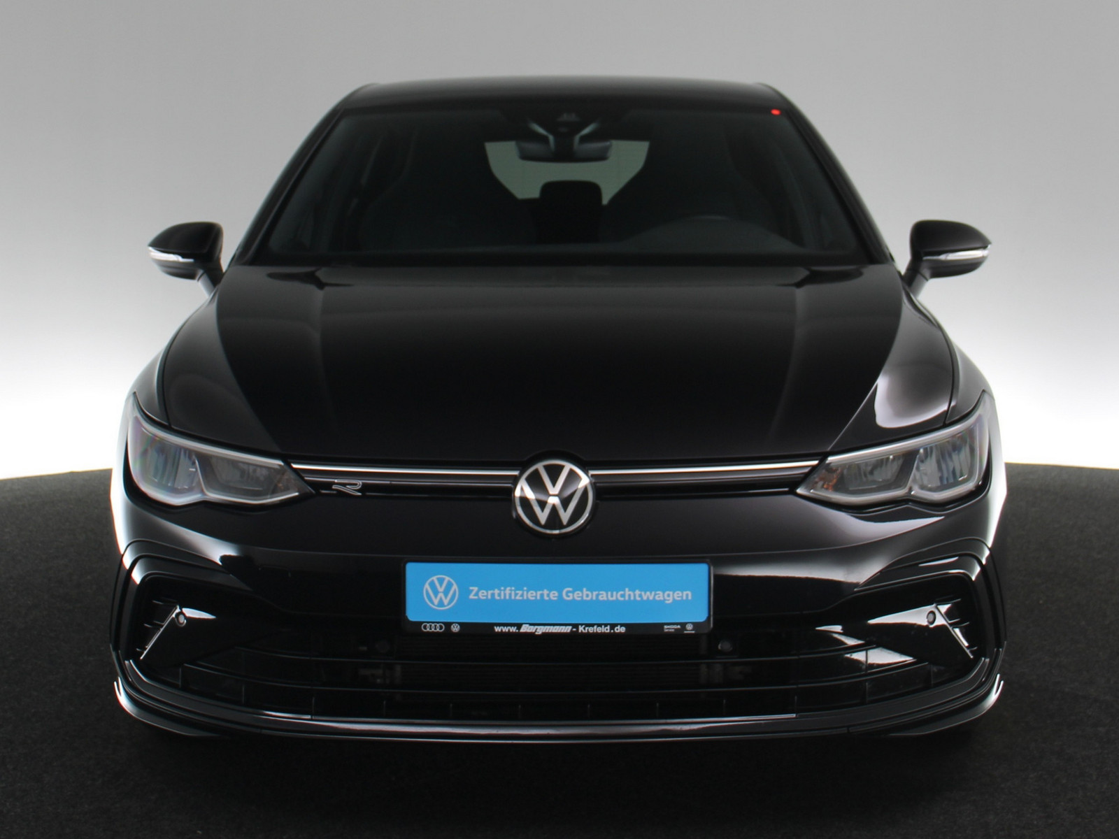 VW Golf VIII 1.5 eTSI R-Line VW Golf VIII 1.5 eTSI R-Line