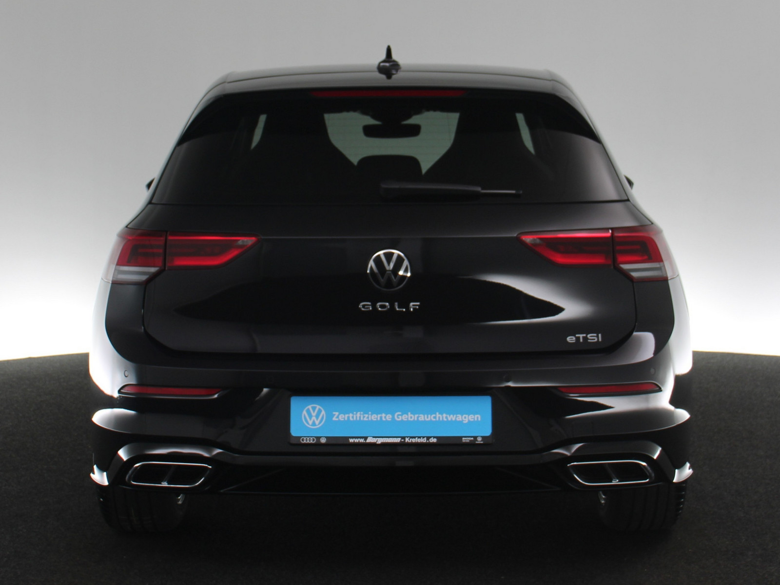 VW Golf VIII 1.5 eTSI R-Line VW Golf VIII 1.5 eTSI R-Line