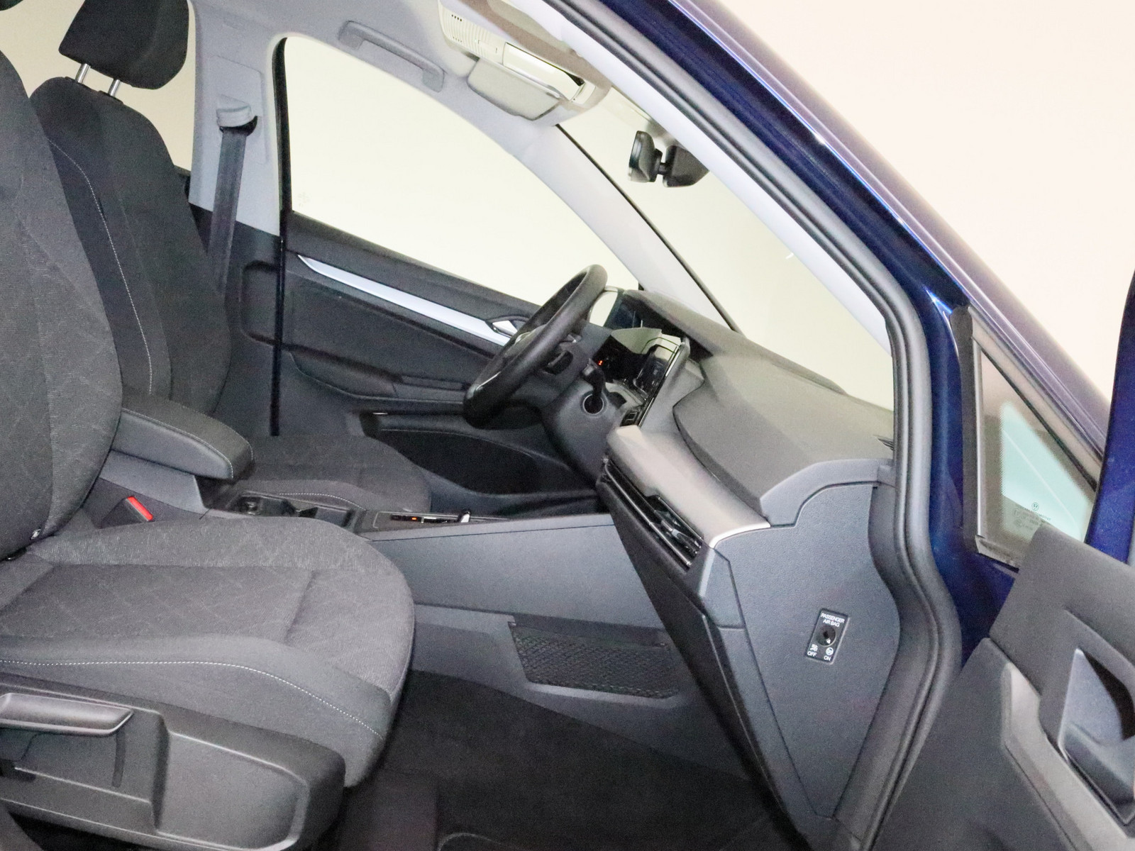 VW Golf VIII 1.5 eTSI Life VW Golf VIII 1.5 eTSI Life