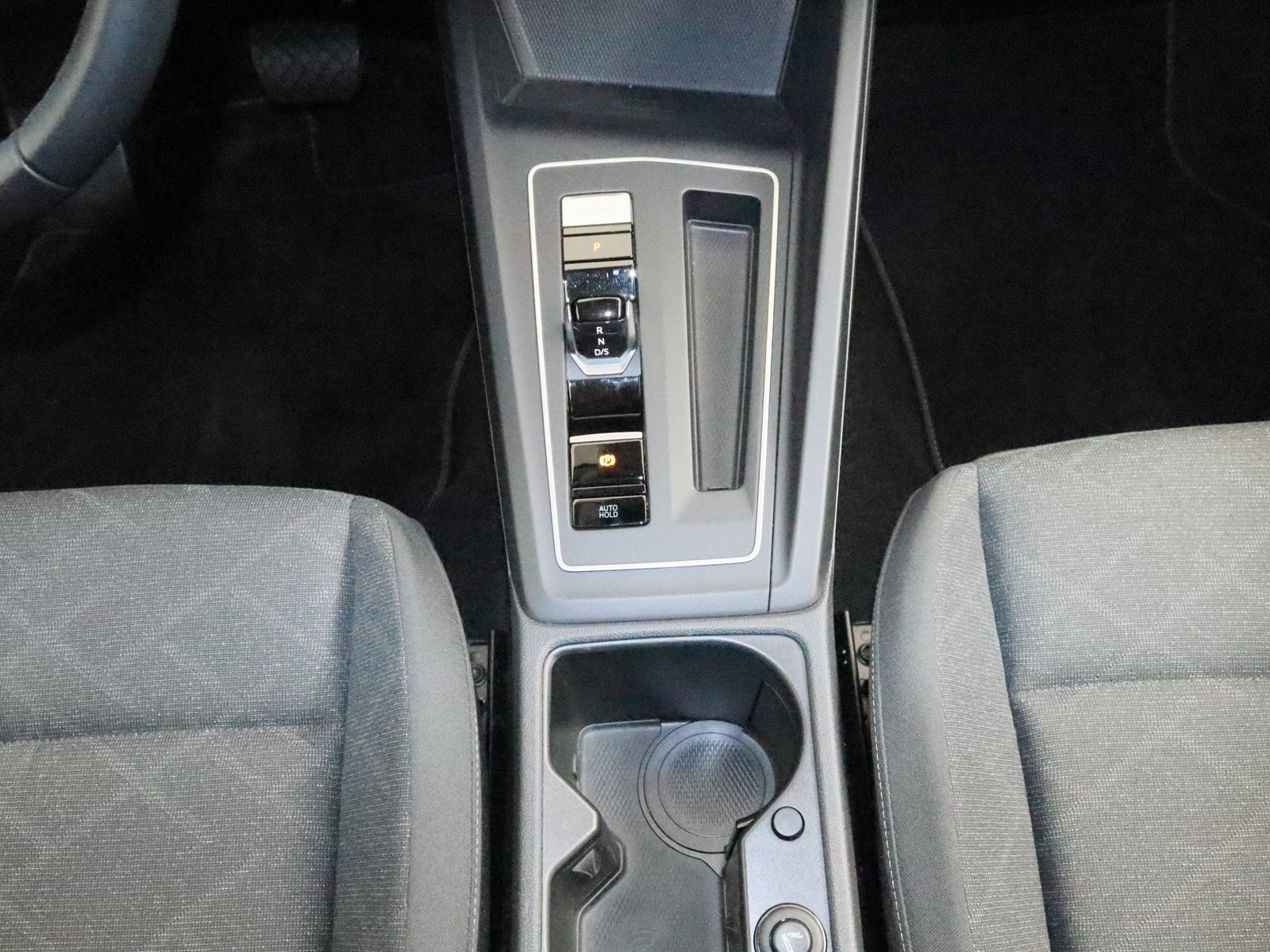 VW Golf VIII 1.5 eTSI Life VW Golf VIII 1.5 eTSI Life